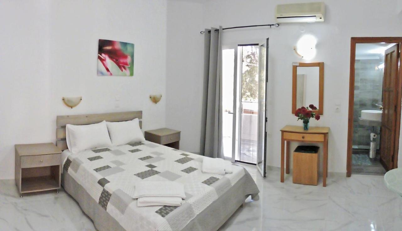 Egeon Rooms And Studios Georgioupoli Buitenkant foto