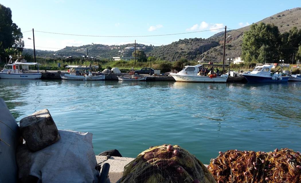 Egeon Rooms And Studios Georgioupoli Buitenkant foto