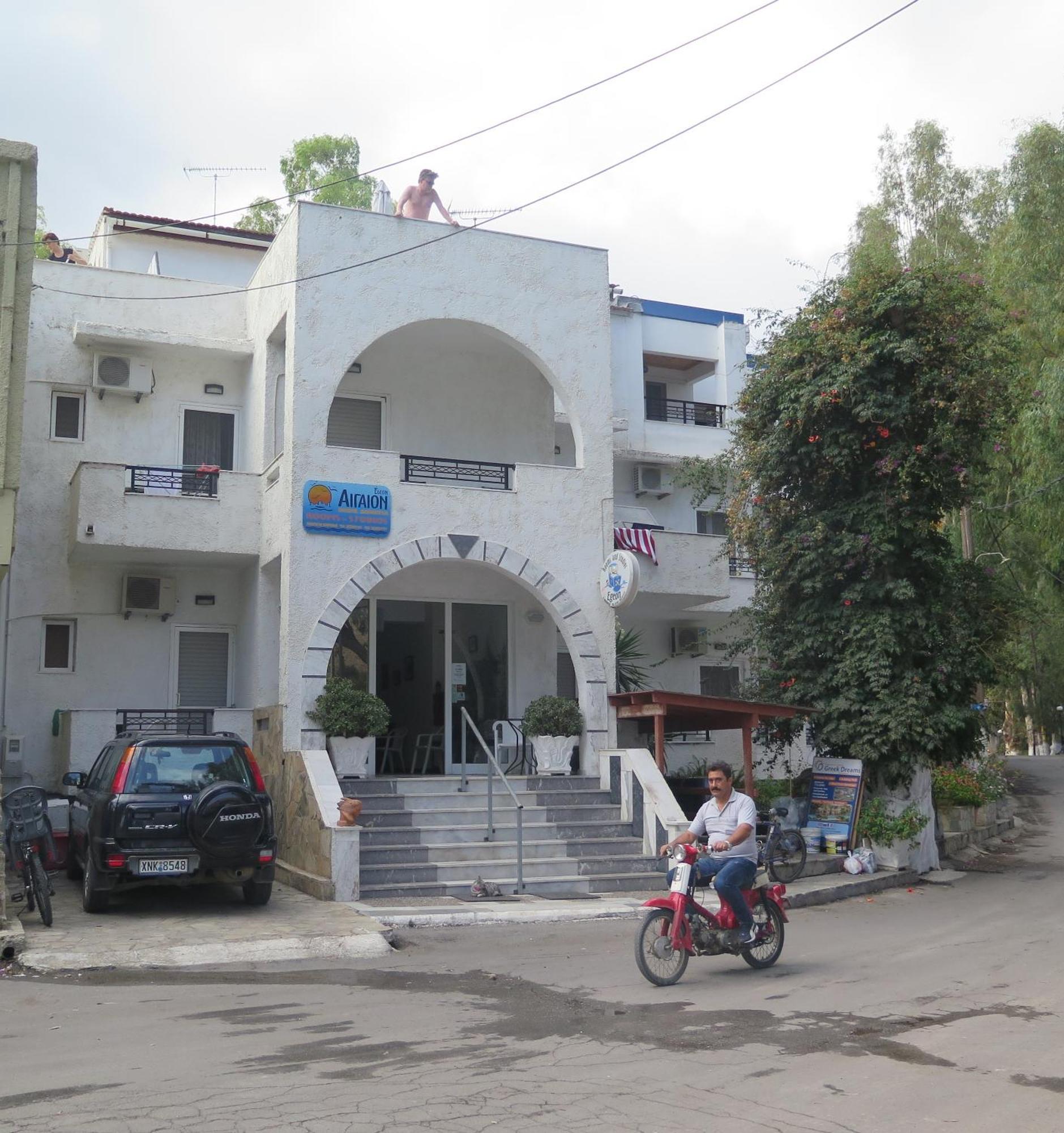 Egeon Rooms And Studios Georgioupoli Buitenkant foto